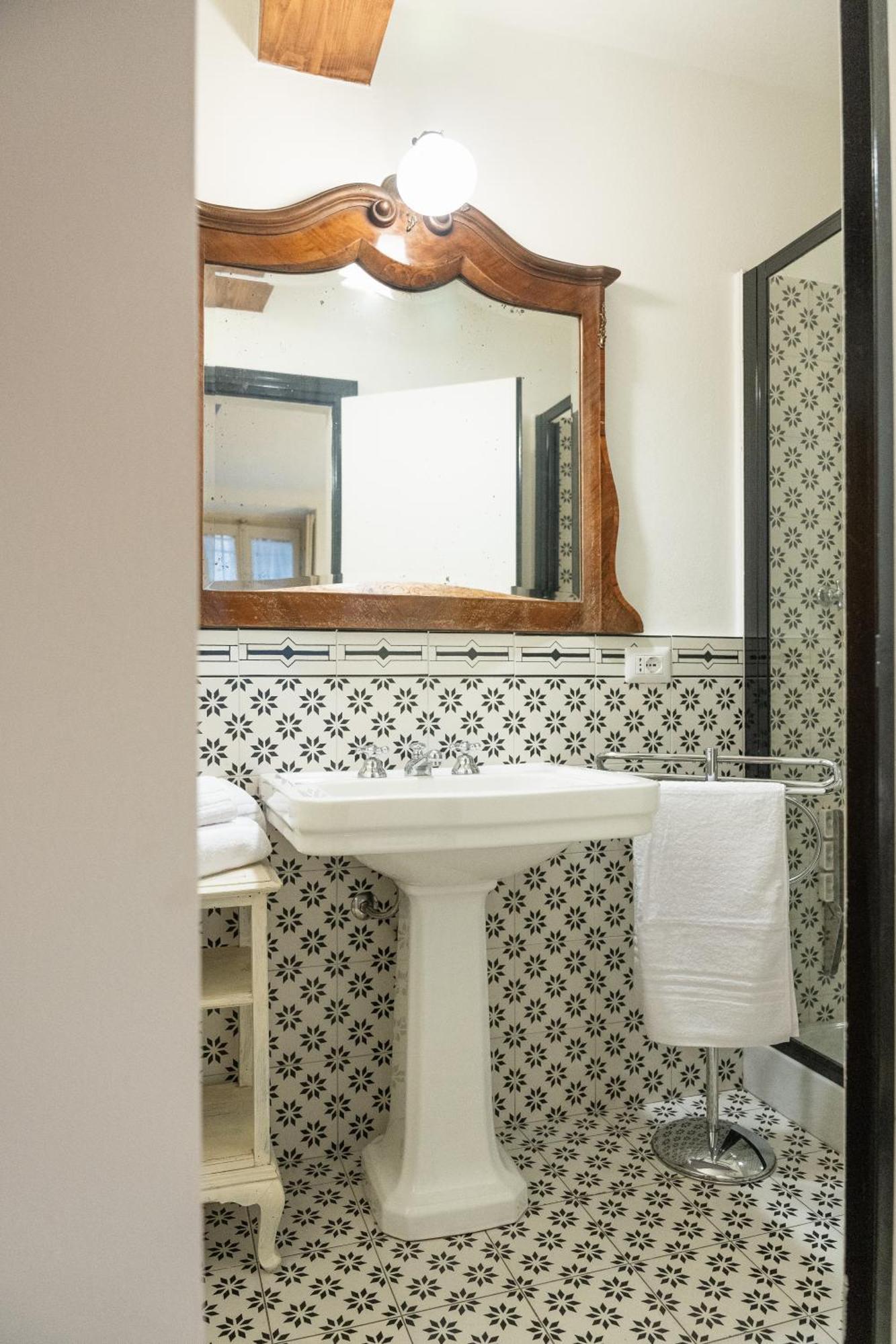Hotel La Corte Di Emily Ap. 2 Mediolan Zewnętrze zdjęcie