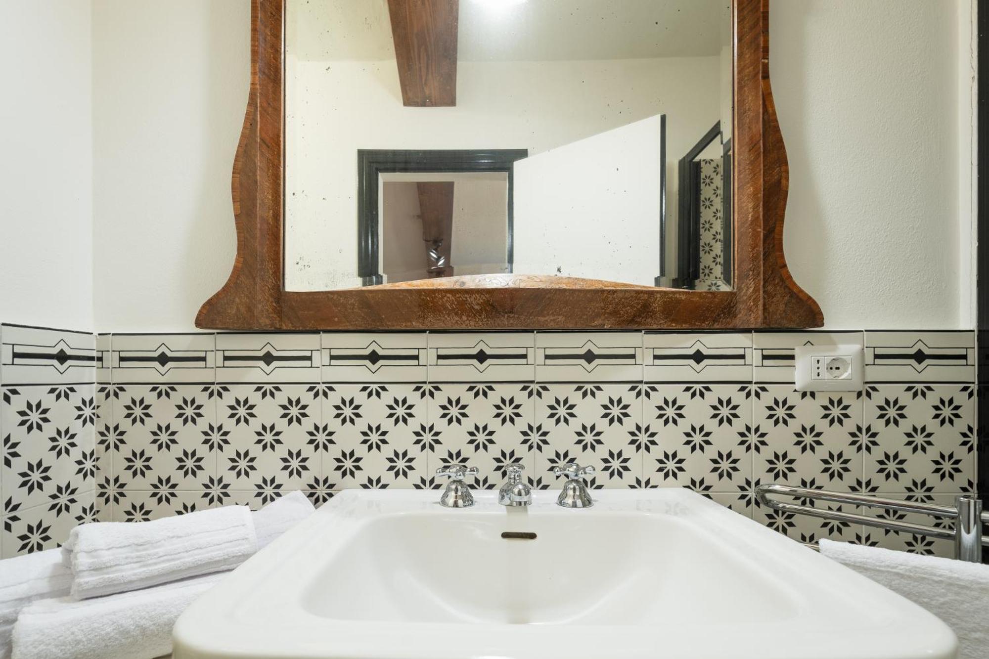 Hotel La Corte Di Emily Ap. 2 Mediolan Zewnętrze zdjęcie